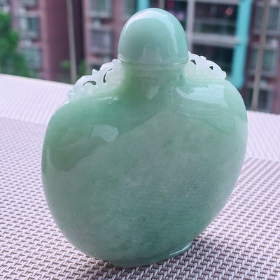 鼻烟壶】F天然A货翡翠冰糯种冰润浅绿鼻烟壶109.87g