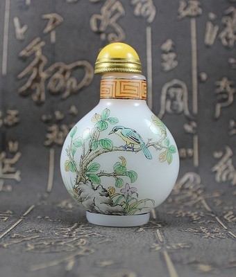 古月轩鼻烟壶《花鸟》