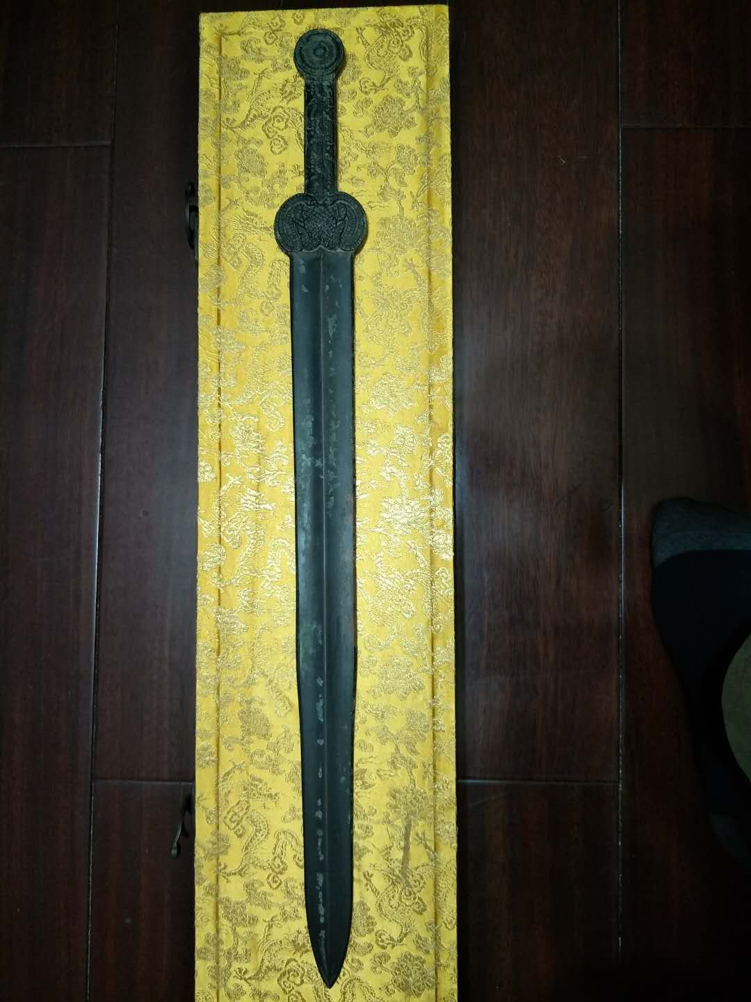 ս                        